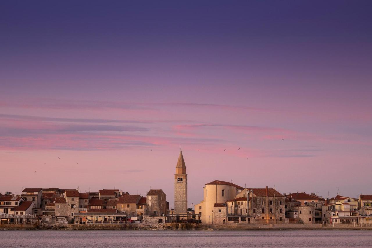 Vita Mirabilis Suite Umag Exterior photo